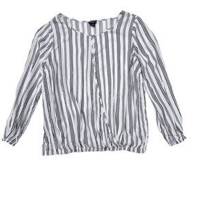 Torrid Shirt Size 1 Top White Black Stripes Surplice Faux‎ Wrap Long Sleeve Plus